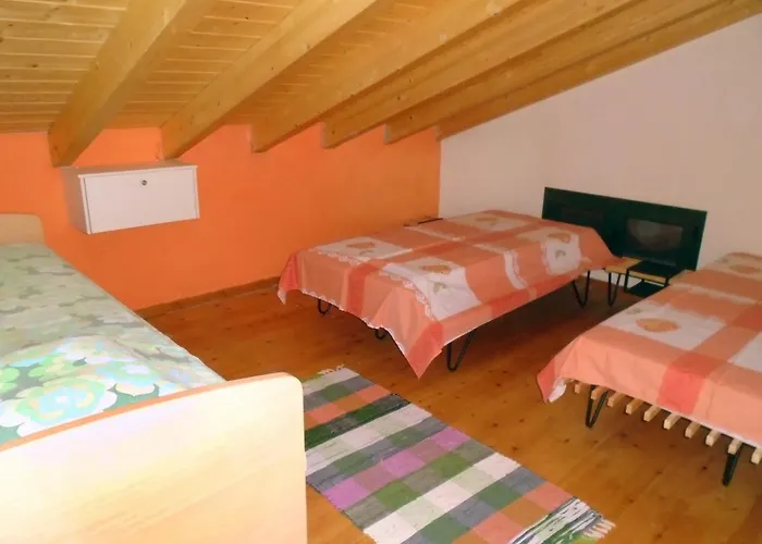 Gerendaház ορεινή μονοκατοικία στα χαλκιάνικα - ζαρούχλα - λίμνη τσιβλού *